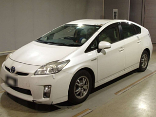TOYOTA PRIUS 2011