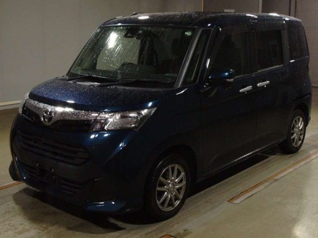 TOYOTA TANK 2018