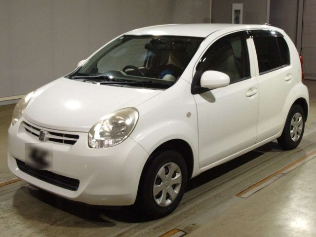 TOYOTA PASSO 2010