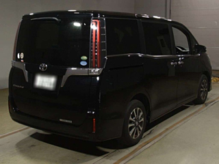 TOYOTA ESQUIRE 2017