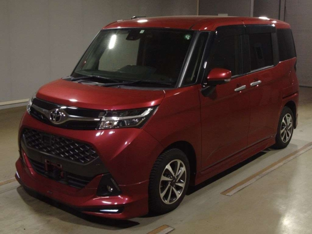TOYOTA TANK 2018