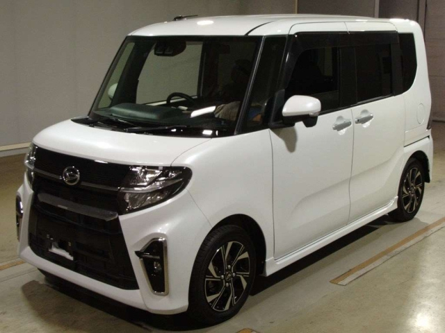 DAIHATSU TANTO 2021