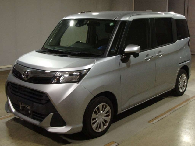 TOYOTA TANK 2017