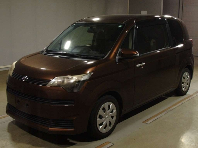 TOYOTA SPADE 2012