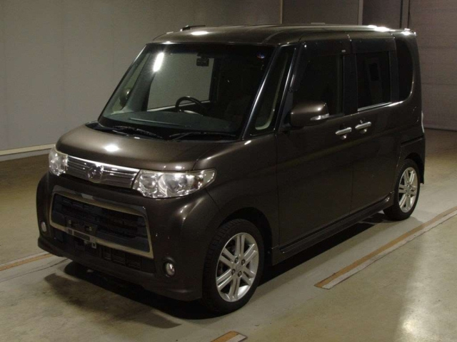 DAIHATSU TANTO 2013