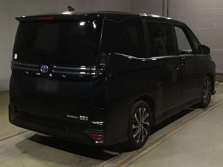 TOYOTA VOXY 2022