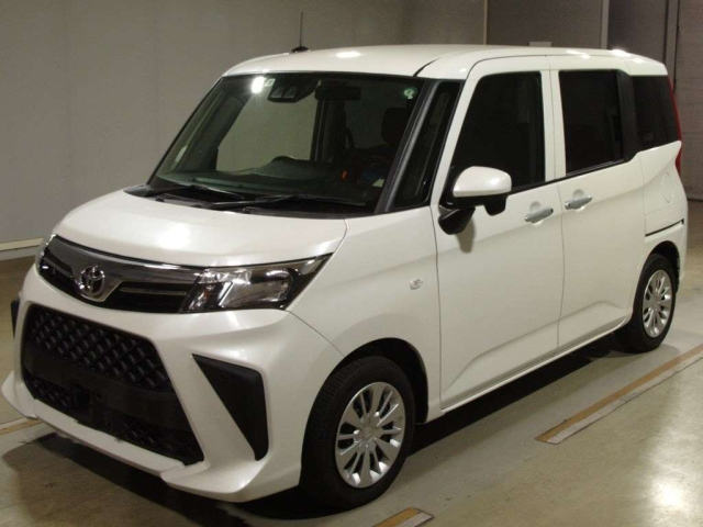 TOYOTA ROOMY 2022