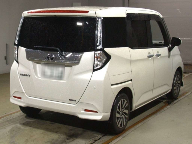 TOYOTA ROOMY 2021