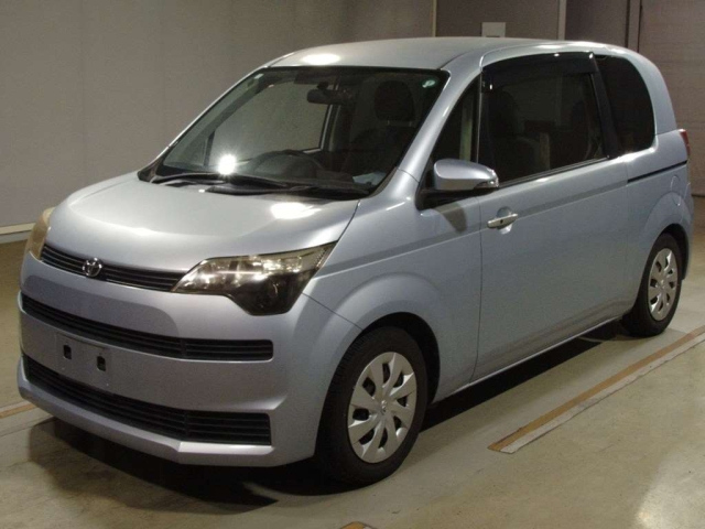 TOYOTA SPADE 2012