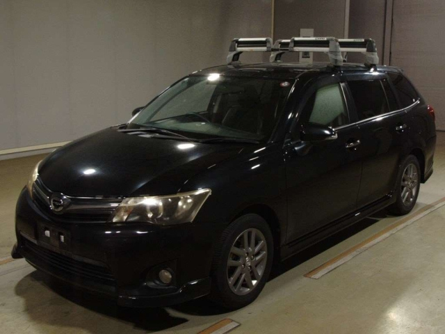 TOYOTA COROLLA FIELDER 2013