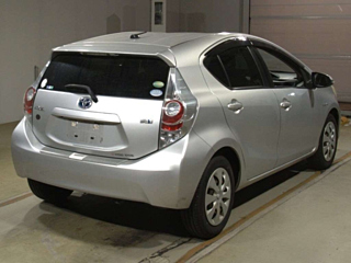 TOYOTA AQUA 2013