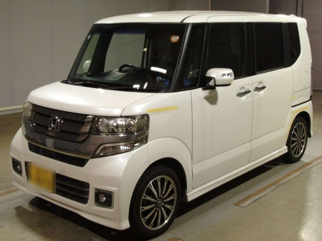HONDA N BOX 2016