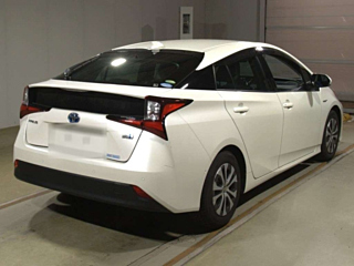 TOYOTA PRIUS 2019