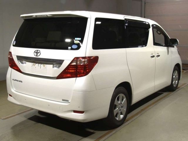 TOYOTA ALPHARD 2009