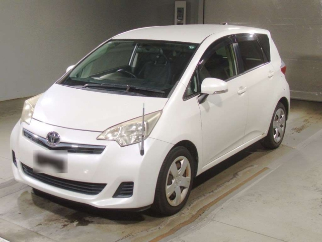 TOYOTA RACTIS 2012
