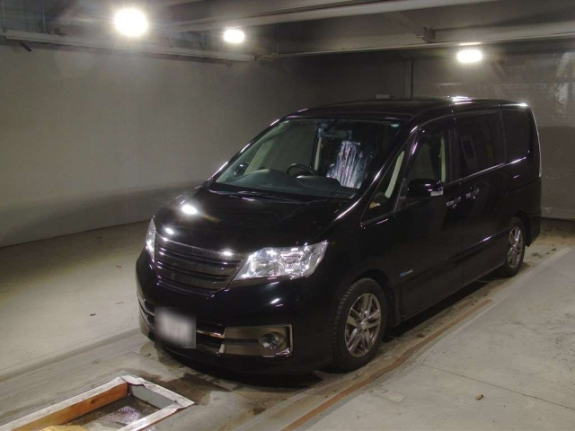 NISSAN SERENA 2013