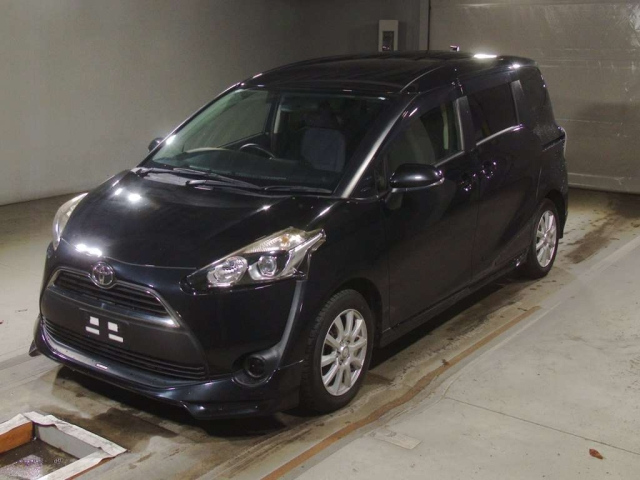 TOYOTA SIENTA 2016
