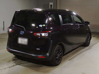 TOYOTA SIENTA 2017