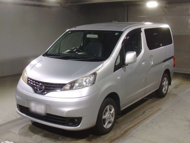 NISSAN NV200 2017
