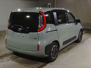 TOYOTA SIENTA 2023