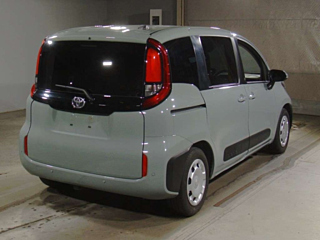 TOYOTA SIENTA 2022