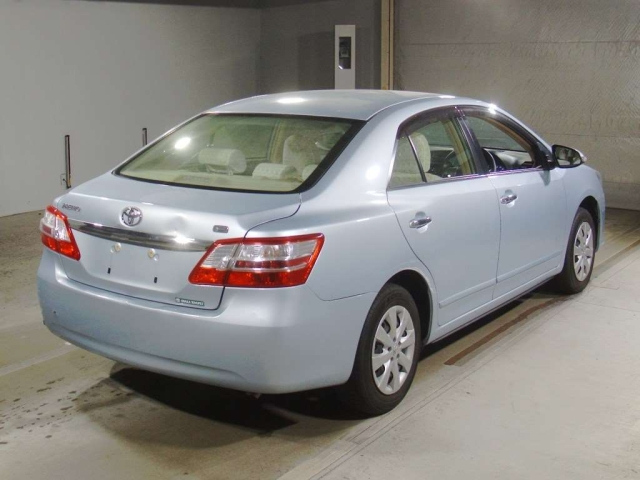 TOYOTA PREMIO 2014