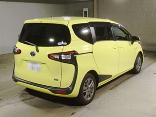 TOYOTA SIENTA 2015