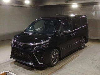 TOYOTA VOXY 2020