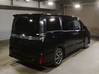 TOYOTA VOXY 2020