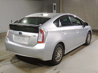 TOYOTA PRIUS 2012