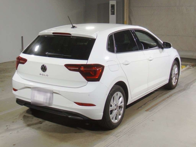 VOLKSWAGEN POLO 2023