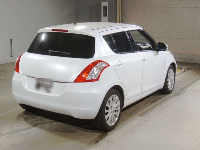 SUZUKI SWIFT 2011