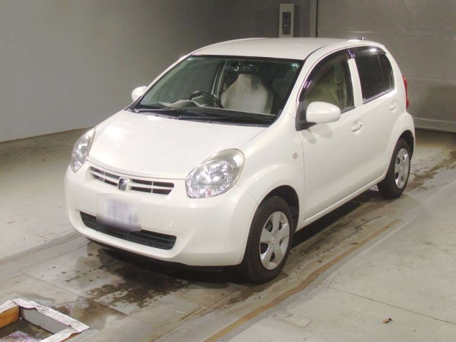 TOYOTA PASSO 2013
