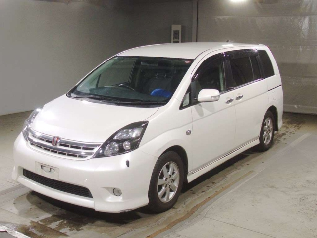 TOYOTA ISIS 2010