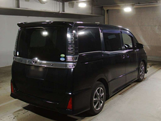 TOYOTA VOXY 2017