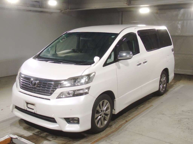 TOYOTA VELLFIRE 2011