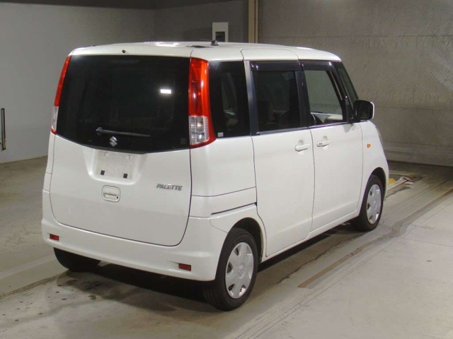 SUZUKI PALETTE 2011