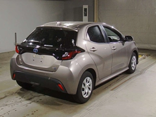 TOYOTA YARIS 2021