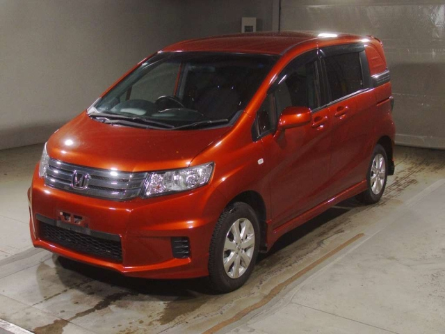 HONDA FREED 2010