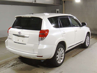 TOYOTA VANGUARD 2010