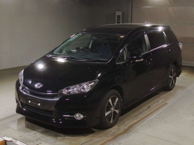 TOYOTA WISH 2014