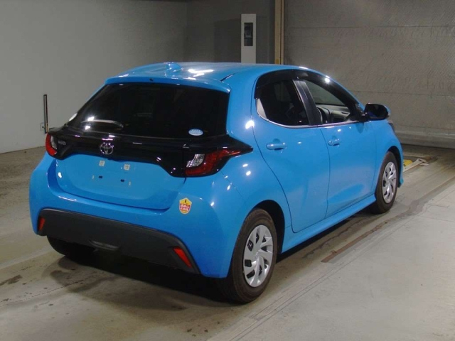 TOYOTA YARIS 2021