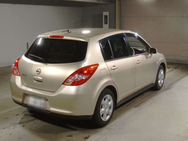 NISSAN TIIDA 2009