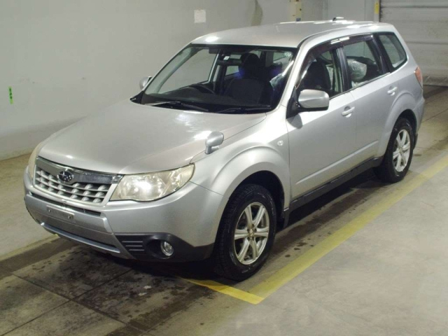 SUBARU FORESTER 2012