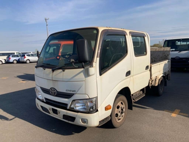 TOYOTA DYNA