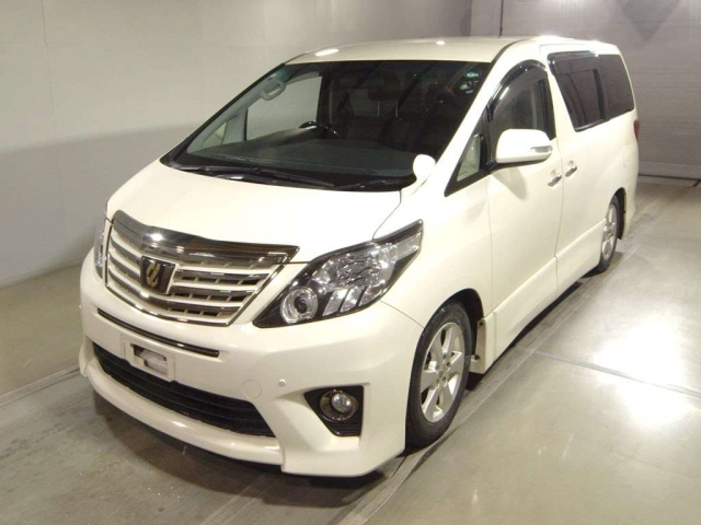 TOYOTA ALPHARD 2013