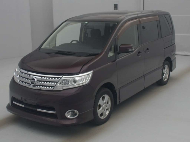 NISSAN SERENA 2010