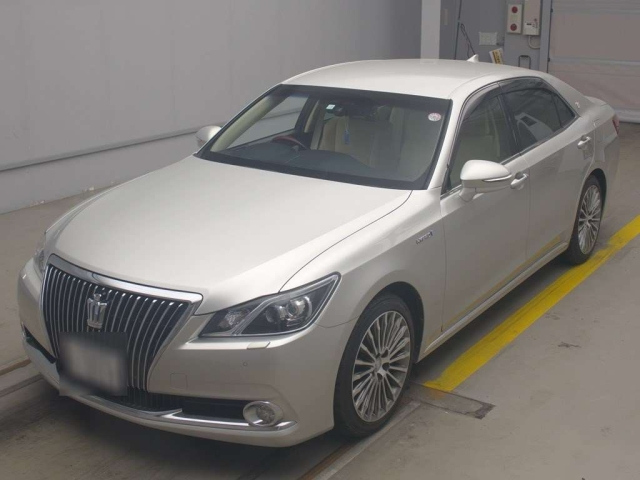 TOYOTA CROWN 2016