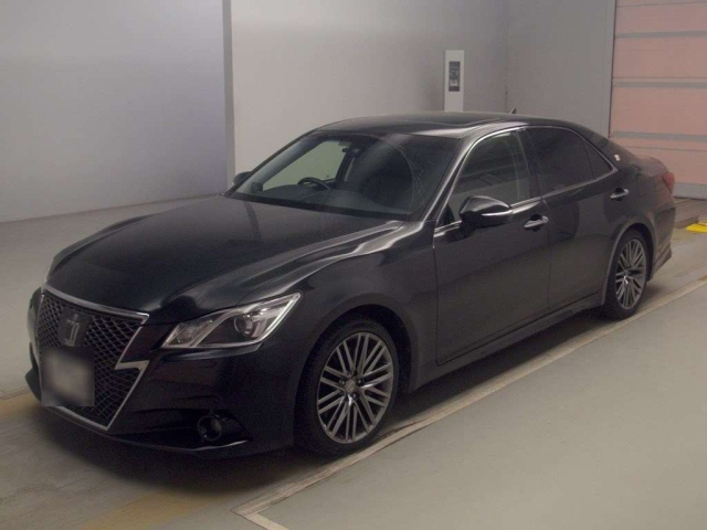 TOYOTA CROWN 2013