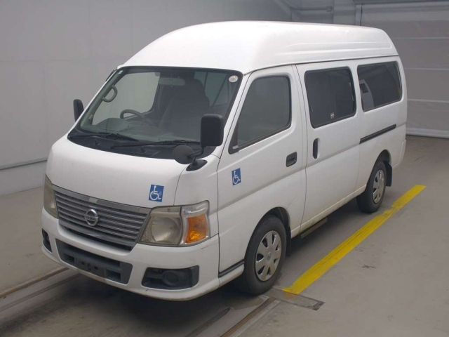 NISSAN CARAVAN BUS